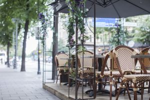 Utomhusmöbler för restaurang och café